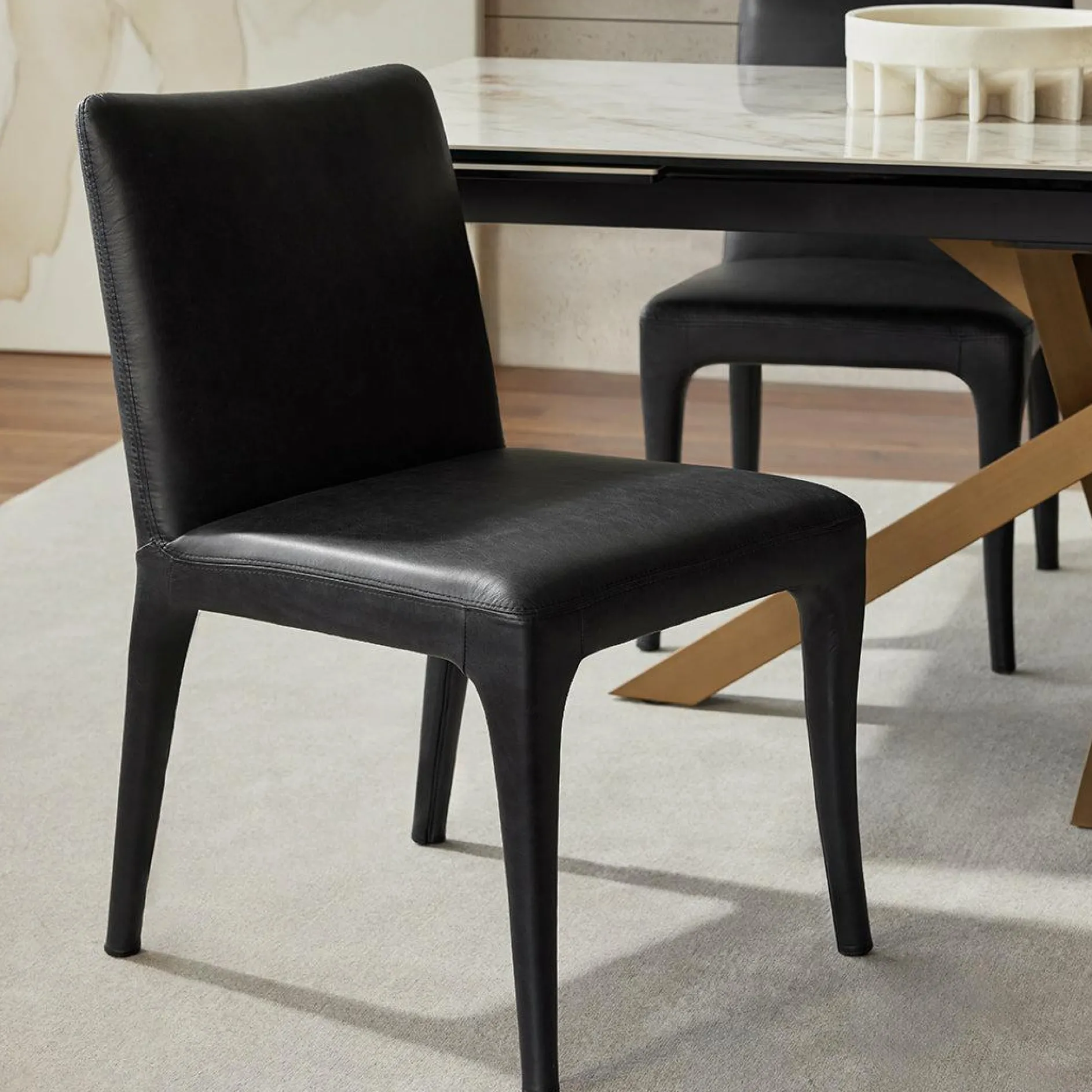 Acari - Leather Dining Chair