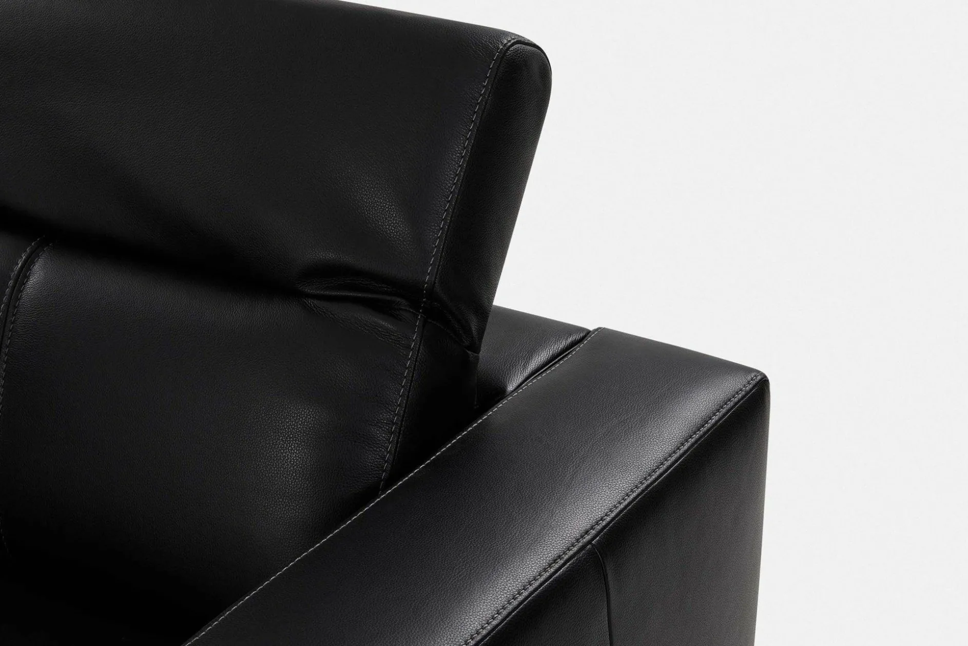 Copenhagen - Leather Sectional Sofa