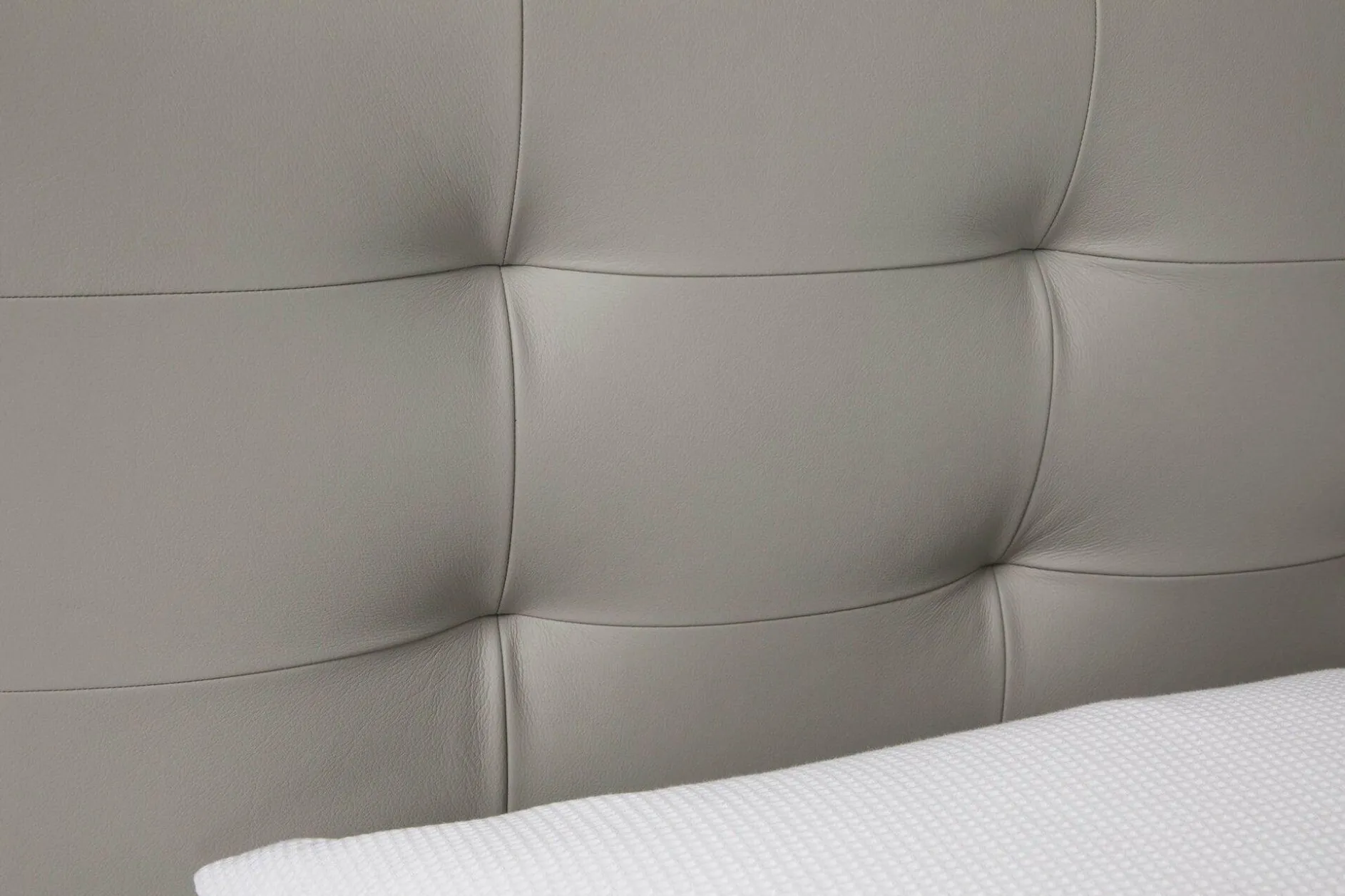 Emma - Upholstered Bed with Tufted Headboard