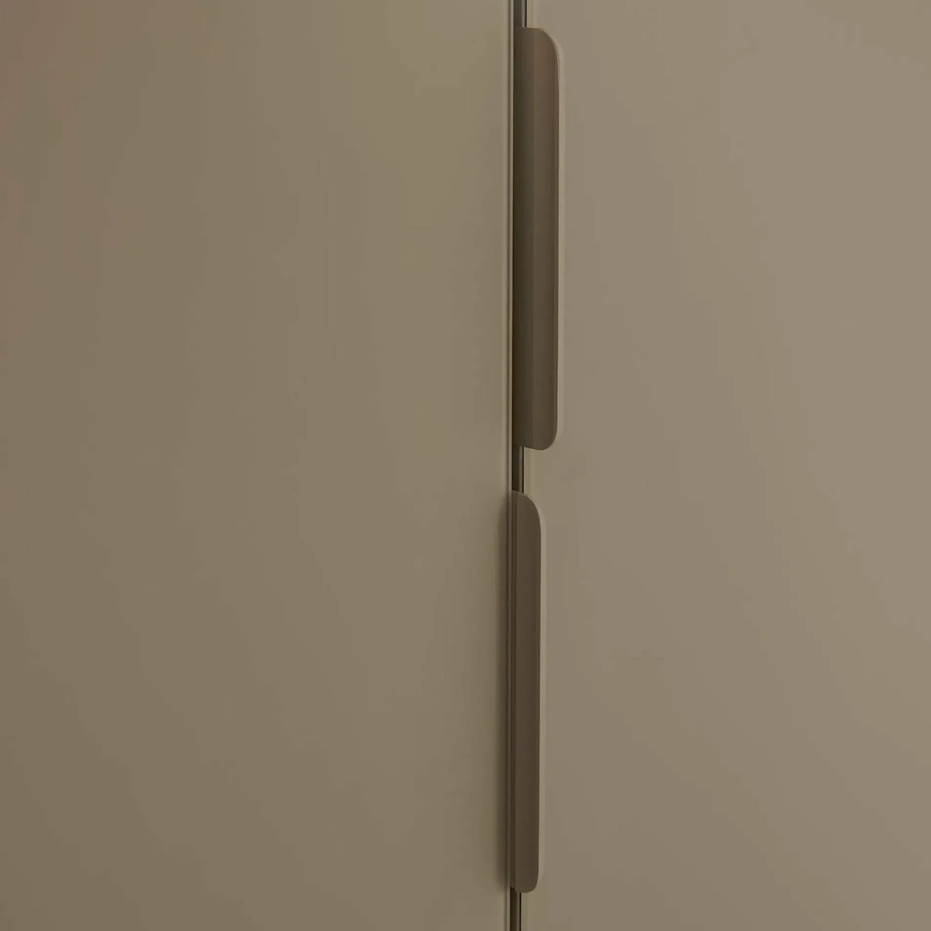 Glassy - Wardrobe