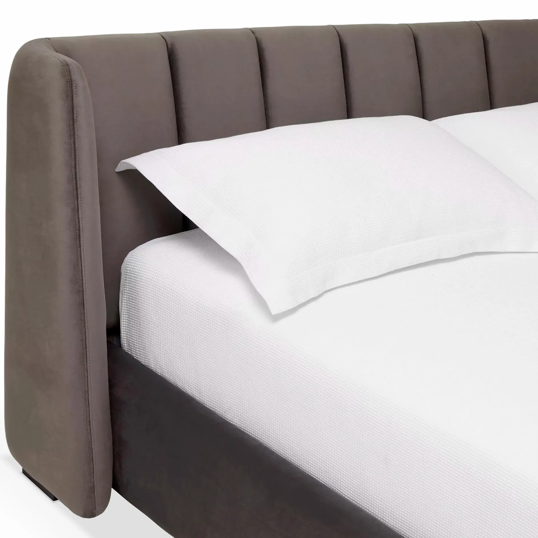 Henri - Upholstered Bed