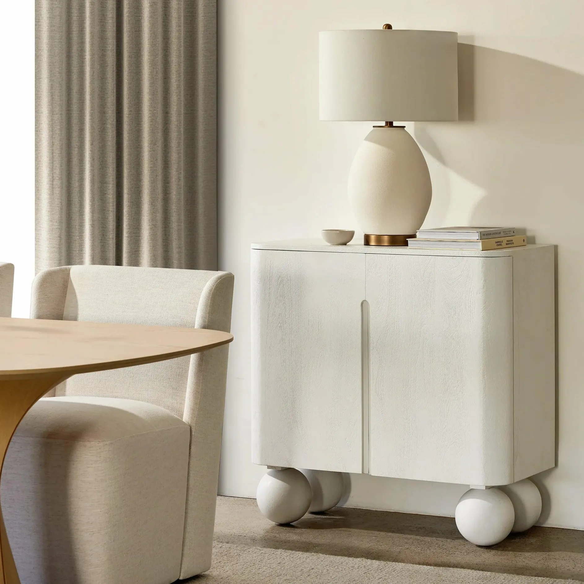 Isabella - Table Lamp