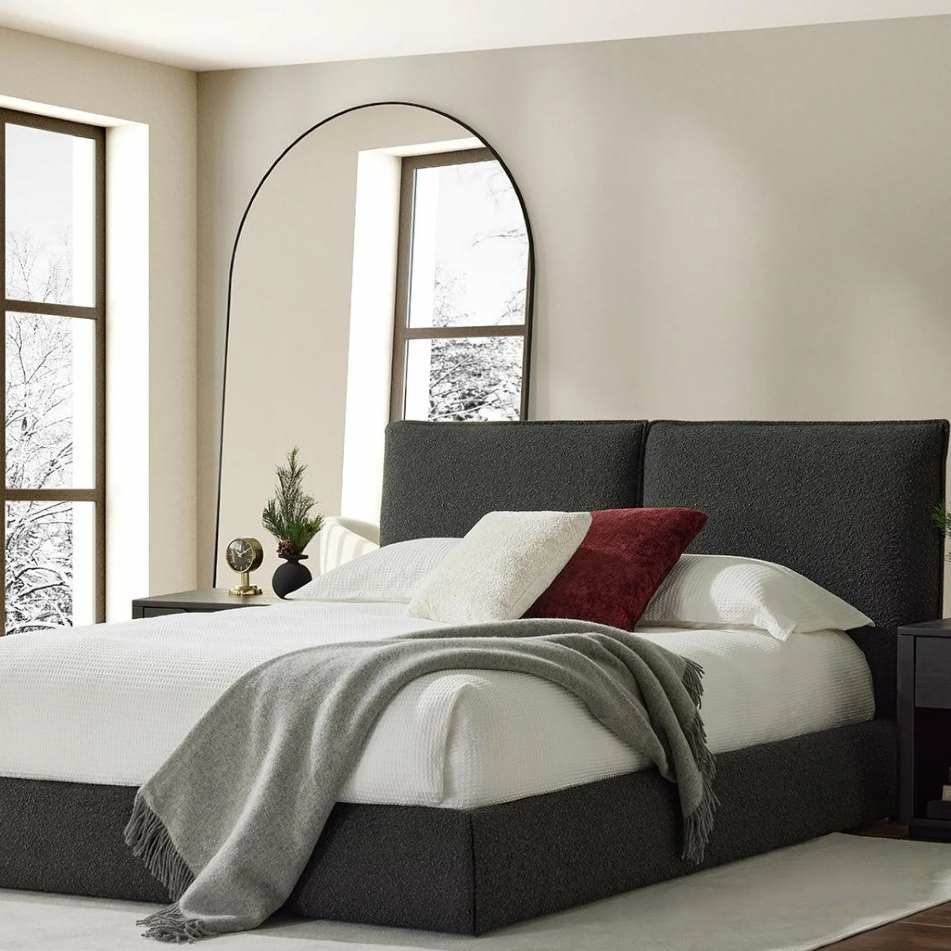 Lodes - Fabric Upholstered Bed