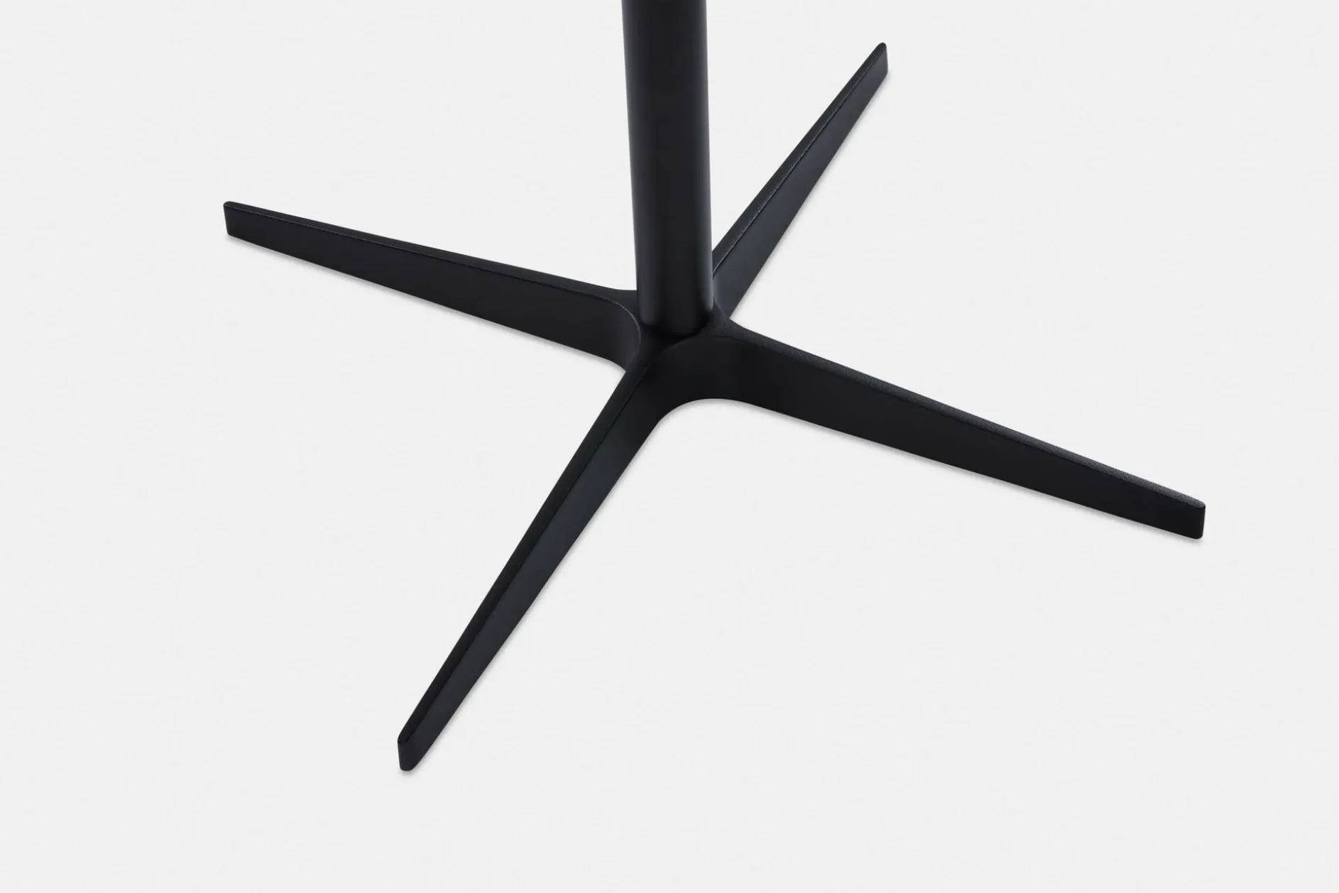 Toto X - Swivel Stool – Cattelan Italia