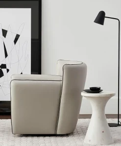Tulip - Leather Armchair by Gamma