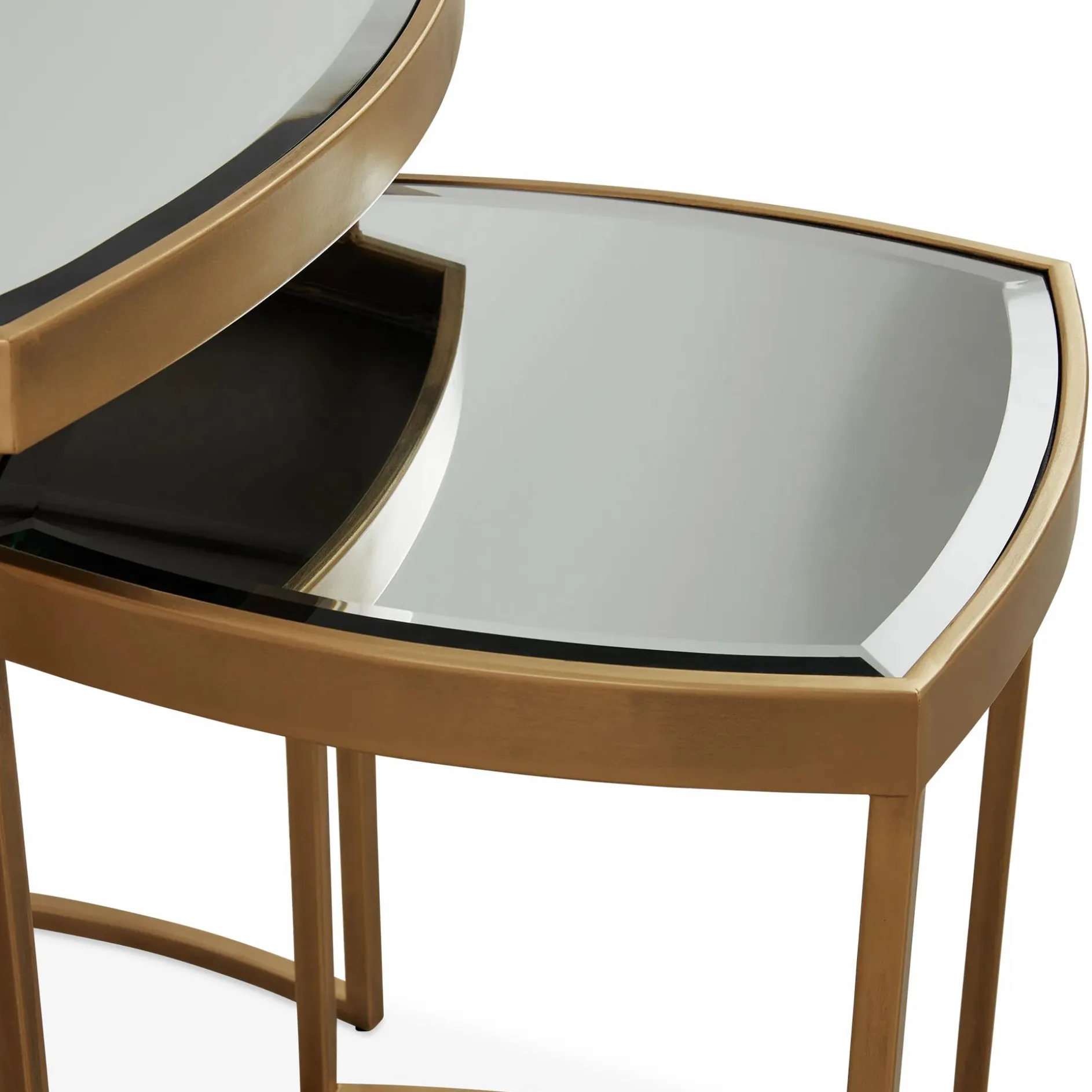 Vista - Nesting Tables